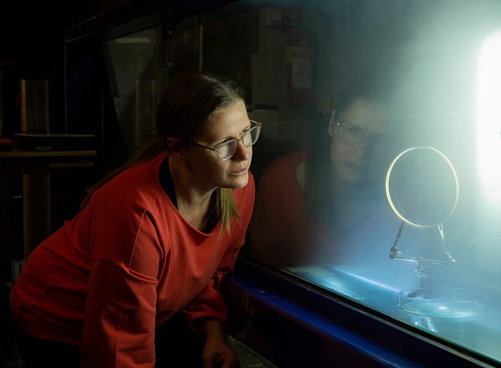 01.Izabela Zolcinska Weeping Project Credit Aliona Pazdniakova